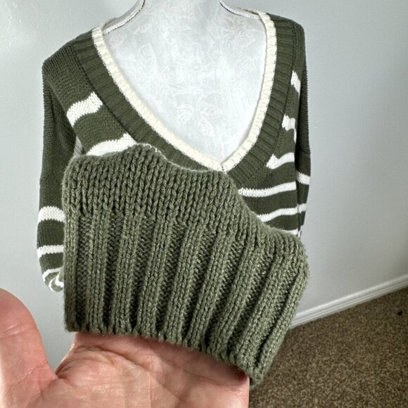 American Eagle Women's L Boxy Fit Sweater Olive Creme Striped - Picture 6 of 13